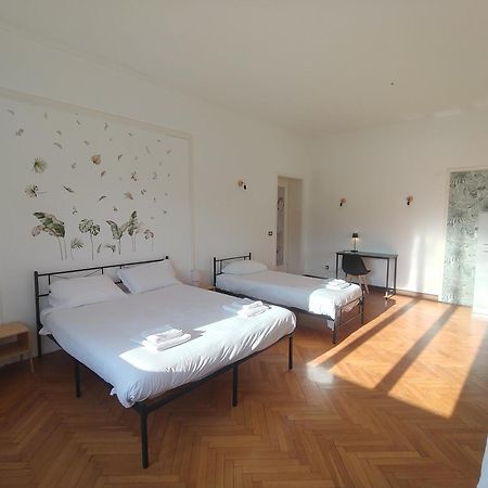 Dock Bay Lodge Hostello Трієст Екстер'єр фото