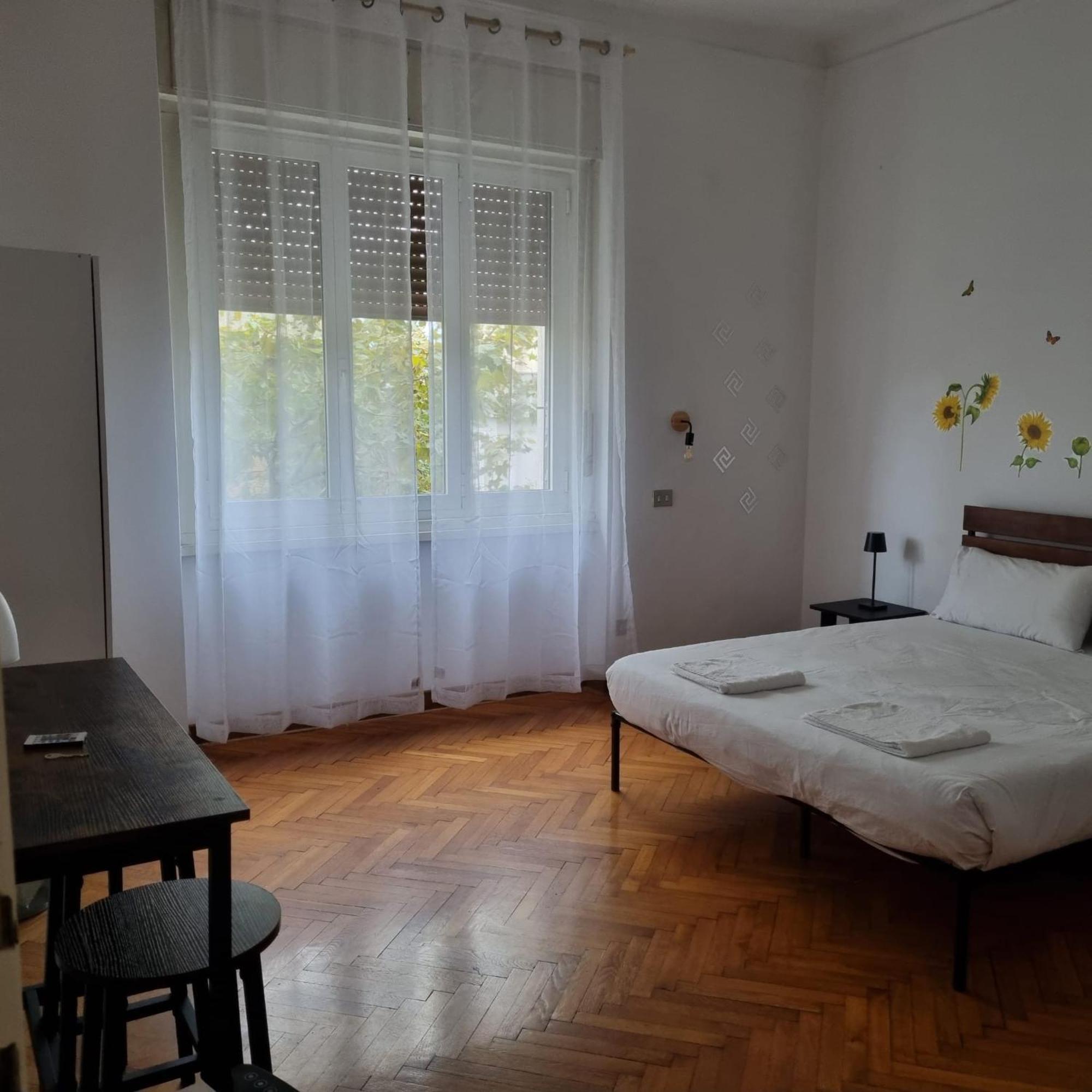 Dock Bay Lodge Hostello Трієст Екстер'єр фото