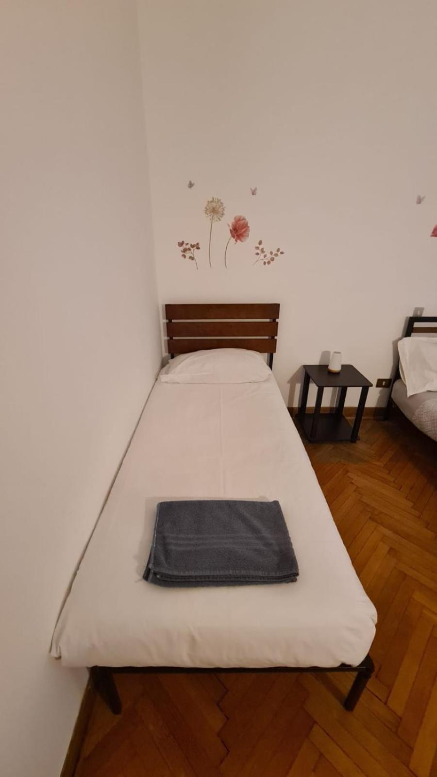 Dock Bay Lodge Hostello Трієст Екстер'єр фото